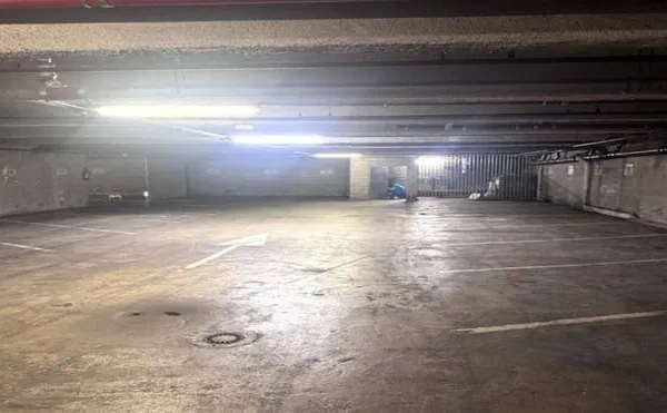 Parking 13 m²