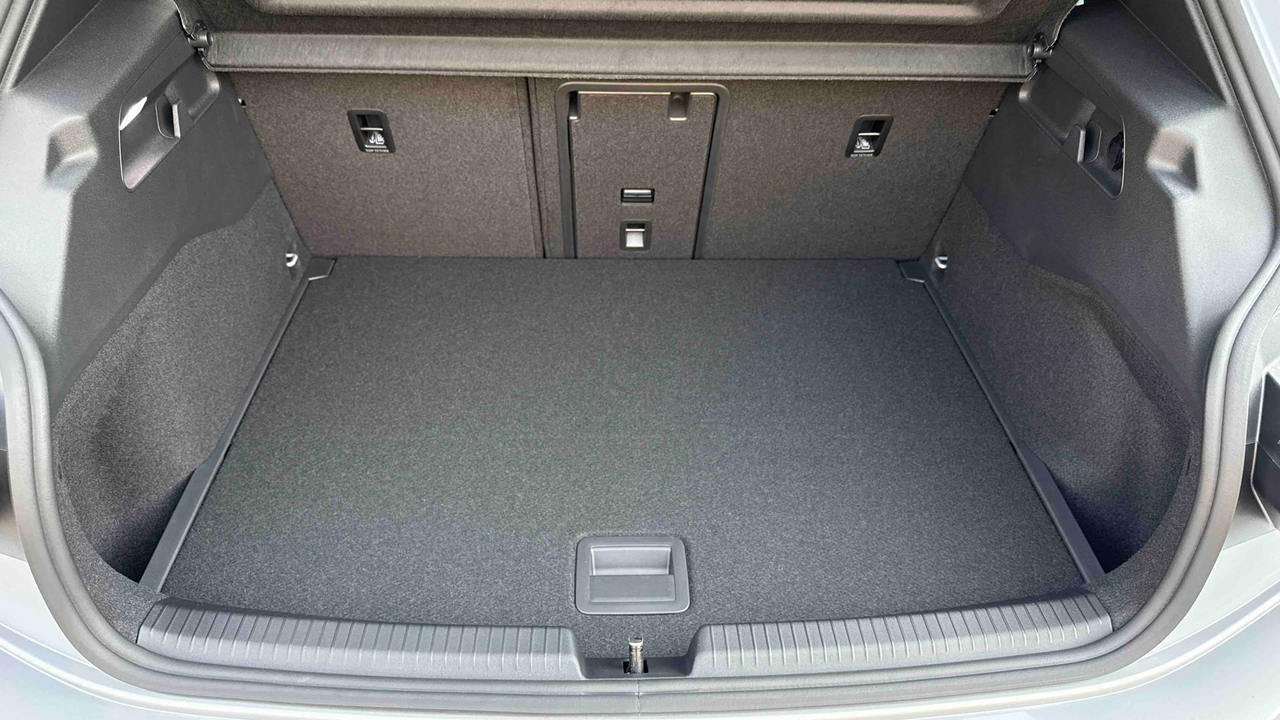 Volkswagen ID.3 Neo 50 kWh — photo 14