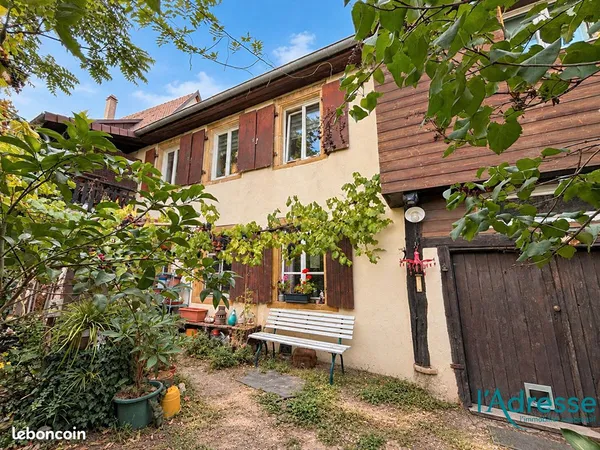 Propriété 4 pièces 103 m²