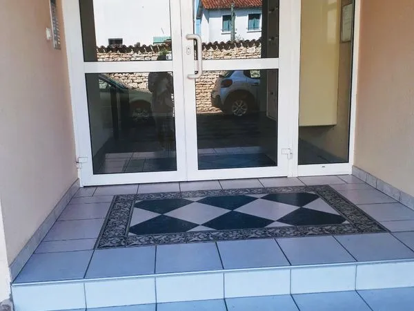 NIORT Opportunité 1er achat ou investisseurs T3+garage Impeccable T3 état impeccable+garage +parking