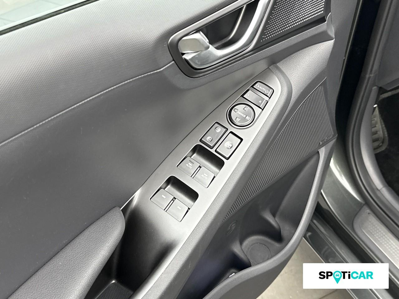 Hyundai Ioniq hybrid 141ch creative — photo 19