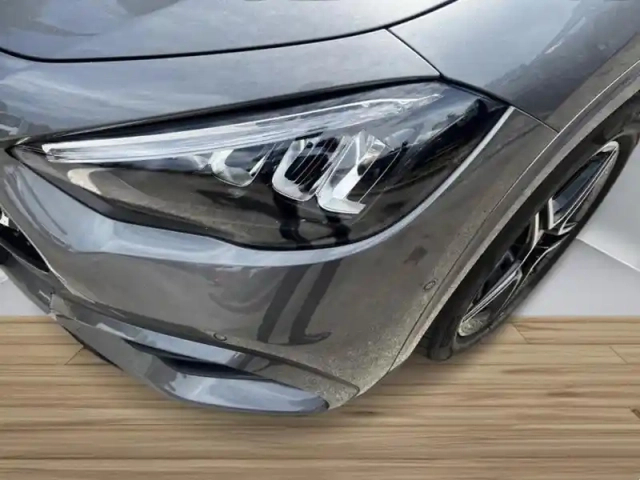 Mercedes Gla 250 e hybrid eq amg line — photo 9