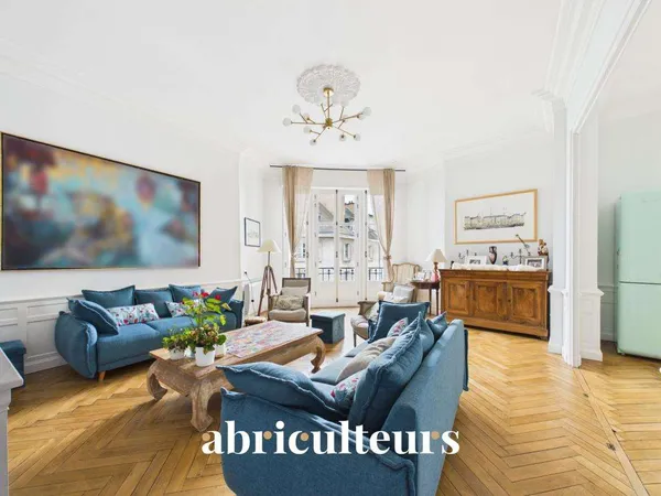 Appartement 7 pièces 199 m²