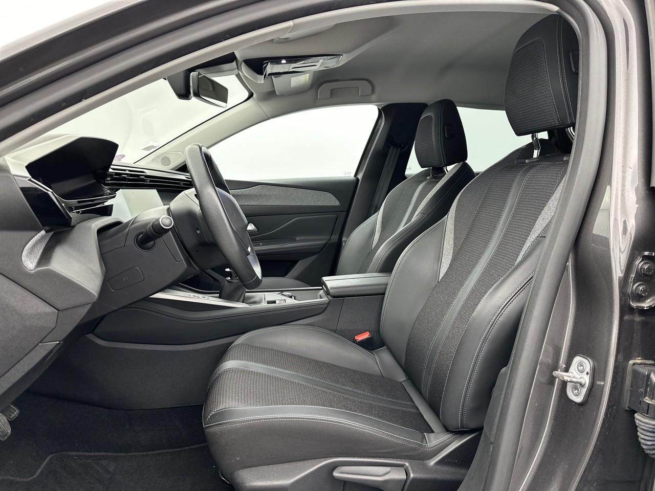 Peugeot 308 sw puretech 130ch s&s bvm6 allure pack — photo 9