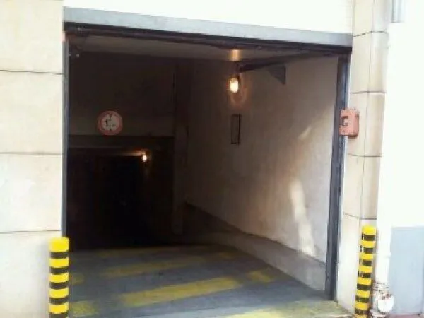 Location place de parking - Quartier Liberté