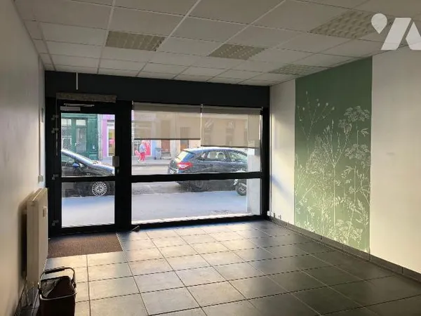 Local 25 m²