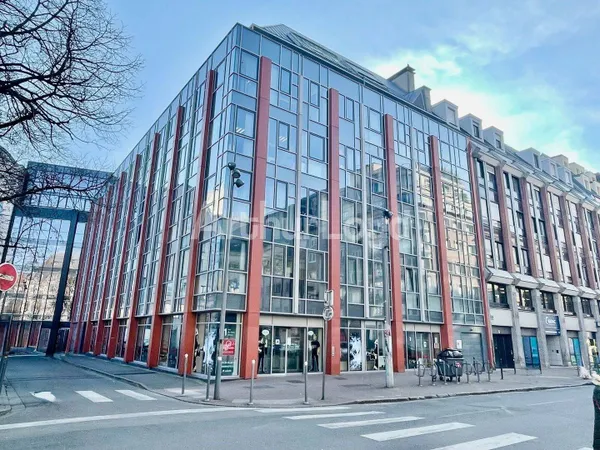 Bureaux 2776 m²
