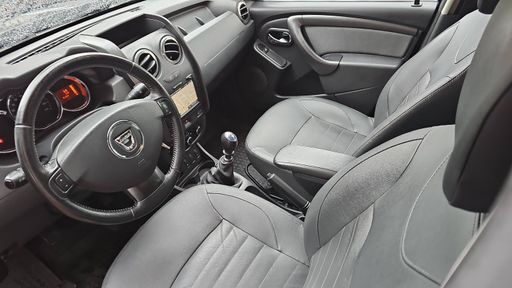 Dacia Duster 1.5 dCi 110 - Prestige – 2016 – 97160 km – Diesel – Boîte Manuelle — photo 16