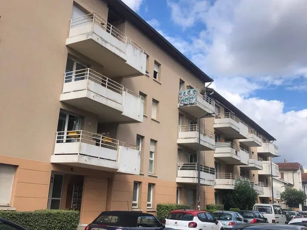Parking 13 m²