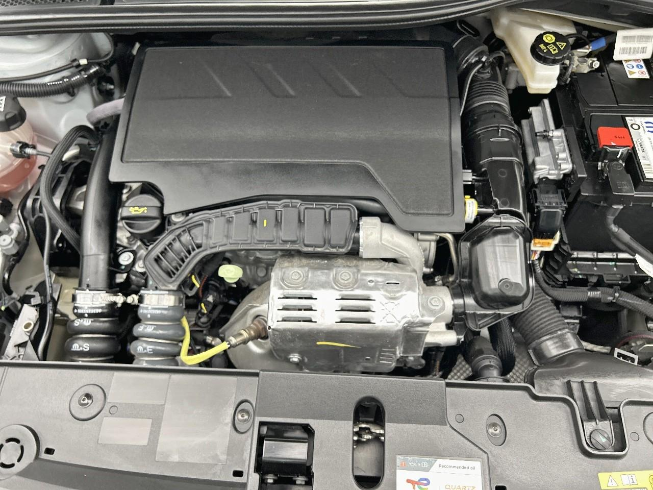 Peugeot 208 100 s&s bvm6 style — photo 15