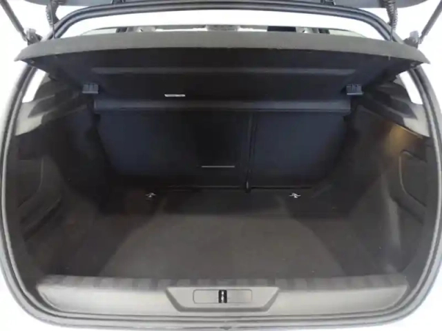 Peugeot 308 1.2 puretech 130ch s&amp;s allure eat8 — photo 10
