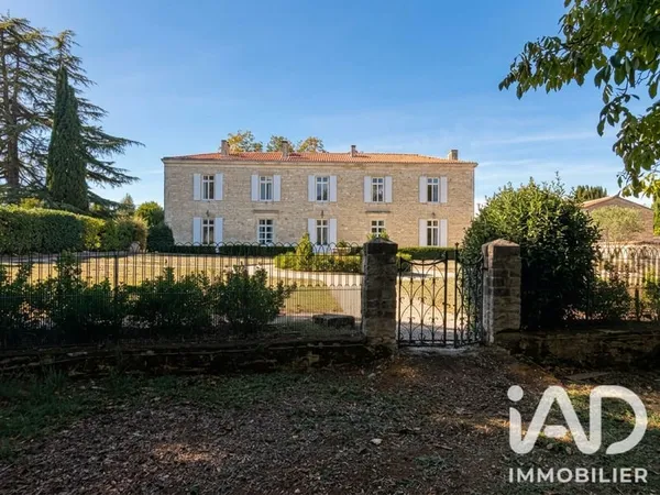 Maison 12 pièces 363 m²