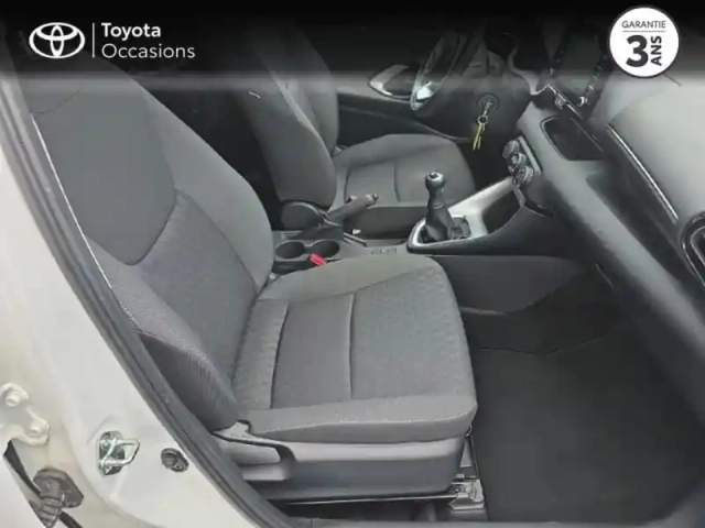 Toyota Yaris 70 vvt-i dynamic business 5p my22 — photo 6