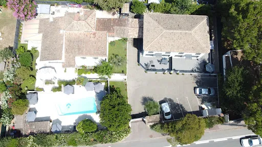Propriété 13 pièces 327 m²