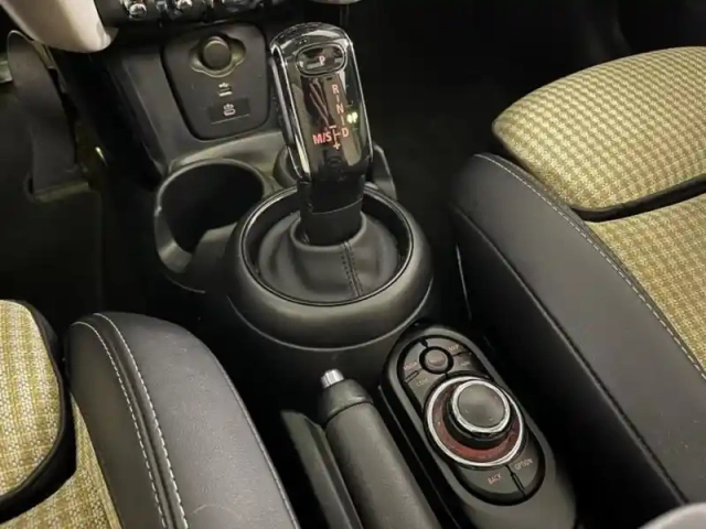 Mini Mini cooper 136ch edition premium plus bva7 — photo 12