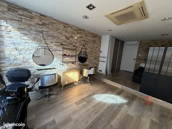 Salon de coiffure 38 m² Mérignac