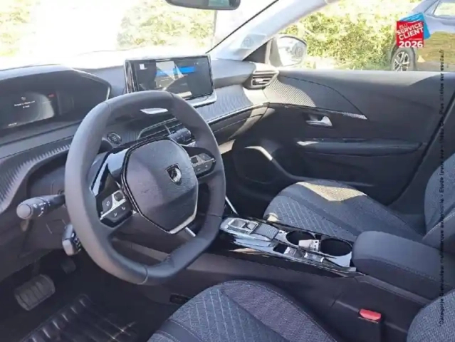 Peugeot 208 e- 156ch 54 kwh allure — photo 60