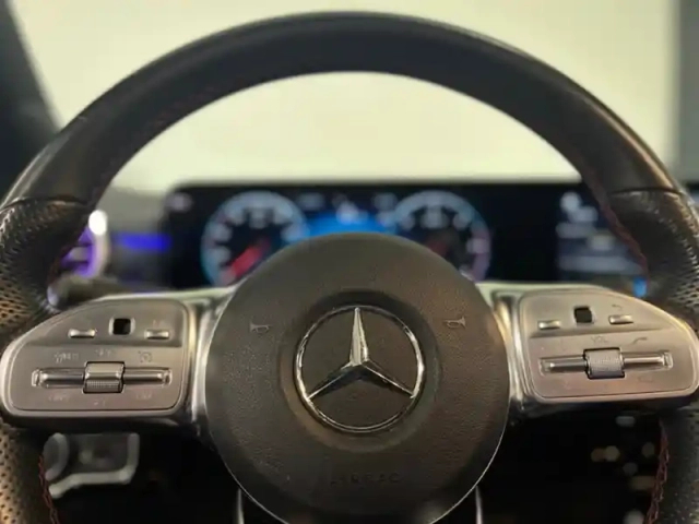 Mercedes Classe A 200 d 150ch amg line 8g-dct — photo 8