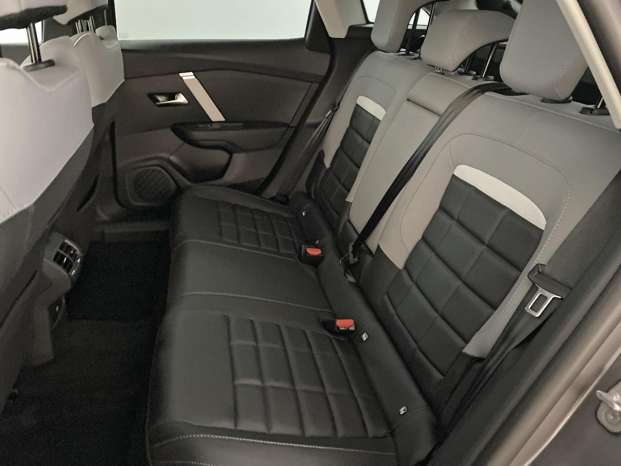 Citroën C4 hybride 145 ch e-dcs6 max — photo 10