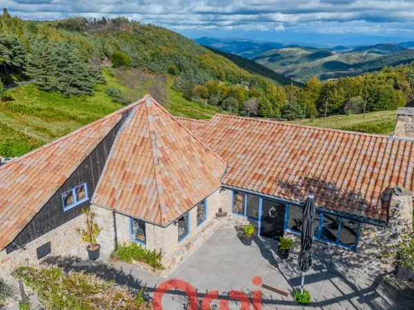 Maison 4 pièces 274 m²