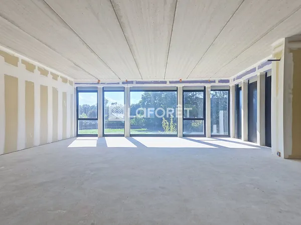 Bureaux 107 m²