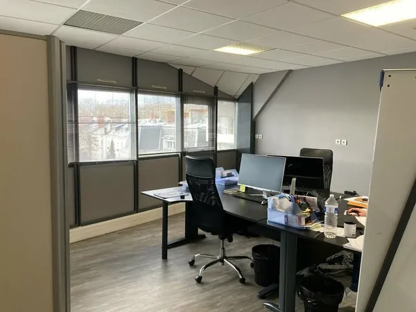 BUREAUX à louer