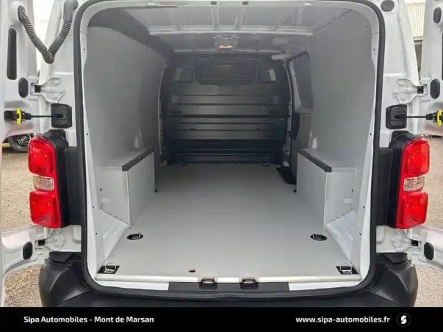 Citroën Jumpy fgn xl diesel 150 ch manuelle — photo 6