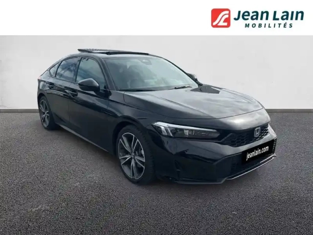 Honda Civic "e":hev 2.0 i-mmd — photo 3