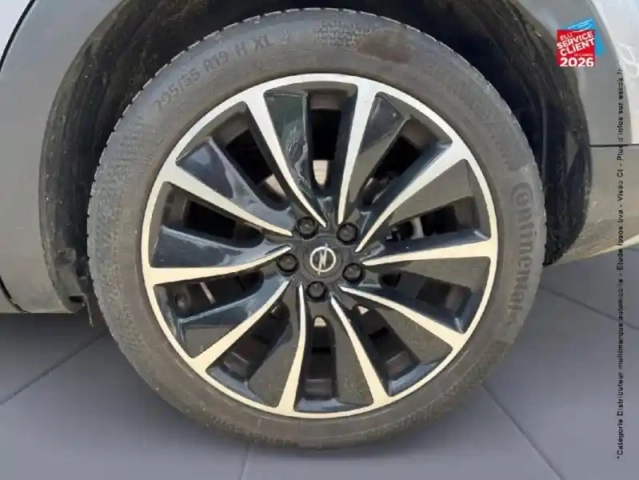 Opel Grandland X hybrid 225ch elite 10cv — photo 10