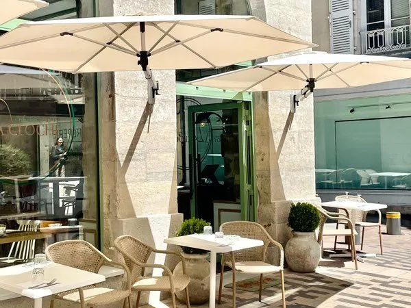 Restaurant centre-ville de Rodez à vendre bail commercial 3/6/9