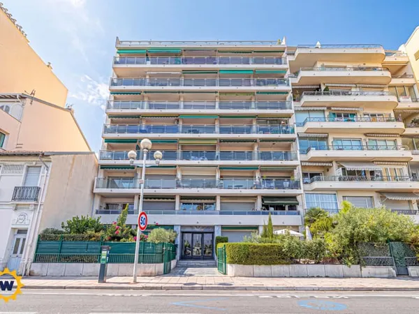 NICE - PROMENADE DES ANGLAIS | STUDIO AVEC TERRASSE