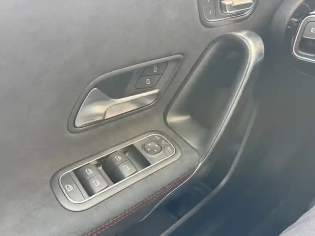 Mercedes Classe A 250 e hybrid eq amg line — photo 19