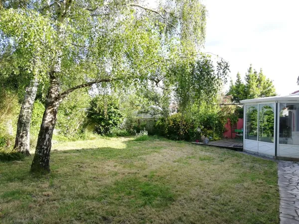 loue grande maison familiale, quartier calme, toutes commodités