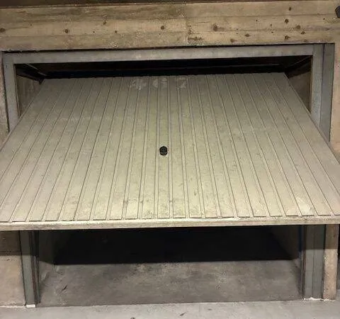 Parking 13 m²