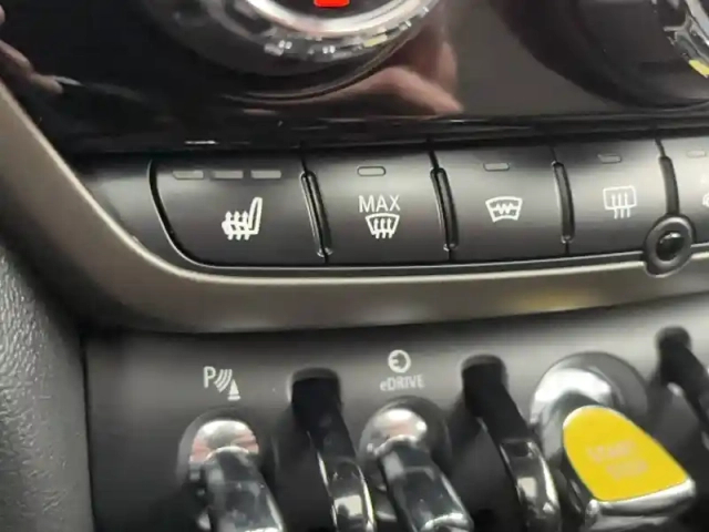 Mini Mini countryman 125 - 95 ch all4 bva6 — photo 93