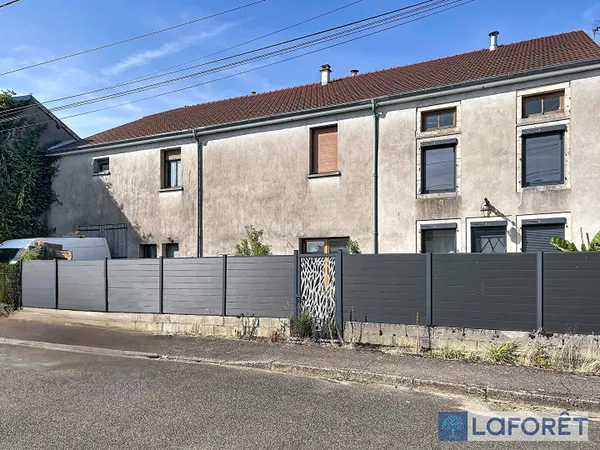 Maison 5 pièces 226 m²