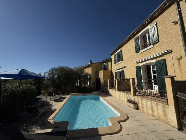 Villa 10 pièces 201 m²