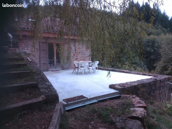 Petite maison meublée