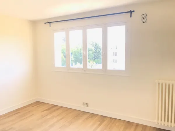 A LOUER - GROUPE GIBOIRE - APPARTEMENT T1 BIS - RENNES