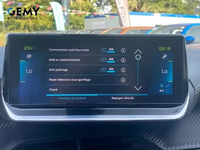 Peugeot 2008 moteur électrique 136 ch — photo 24