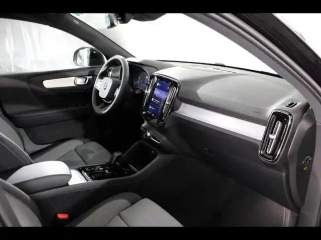 Volvo Xc40 t4 recharge 129 + 82ch plus dct 7 — photo 7