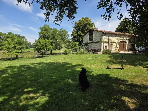 Maison en pierre 8 pièces 186 m²
