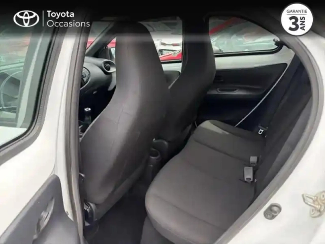 Toyota Aygo X 1.0 vvt-i 72ch dynamic — photo 12