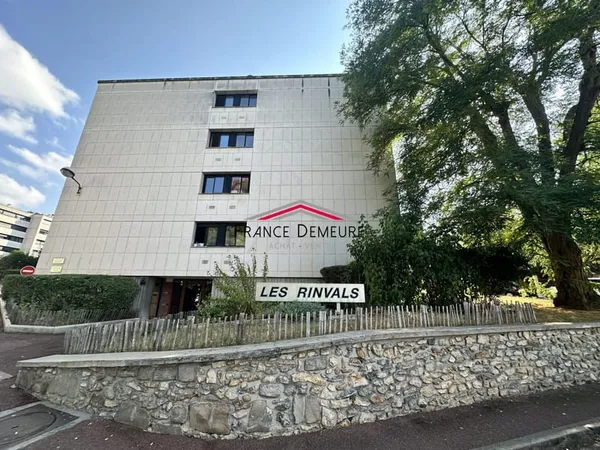Franconville 95130 - F3 de 59,37 m², DPE D, 2 caves, résiden