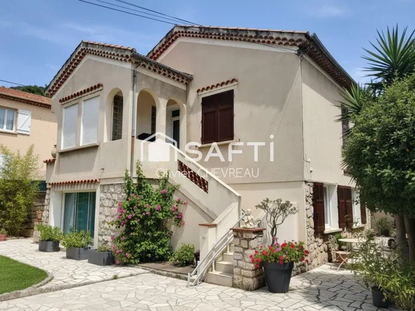 Appartement de villa avec jardin, terrasse et jacuzzi