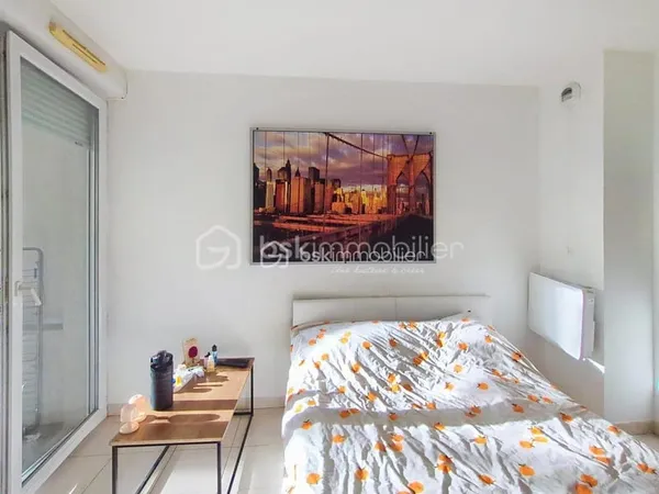 STUDIO VENDU LOUÉ - 85 000 € FAI - TRAMWAY AU PIED DE LA RÉSIDENCE