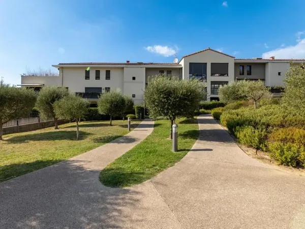 Référence : 7313-SBA - Appartement T3 - Terrasse et double box