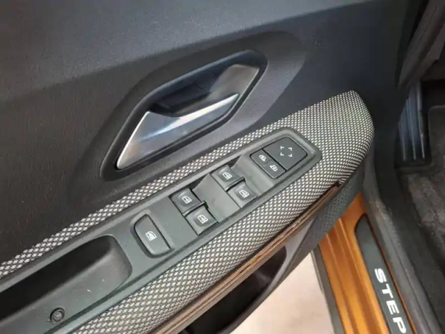 Dacia Sandero eco-g 100 — photo 21