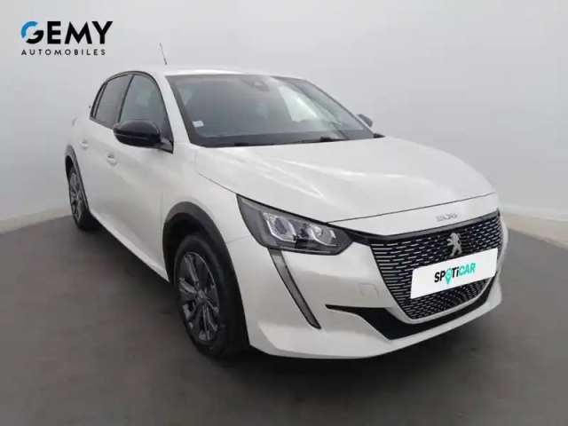 Peugeot 208 electrique 50 kwh 136ch — photo 3