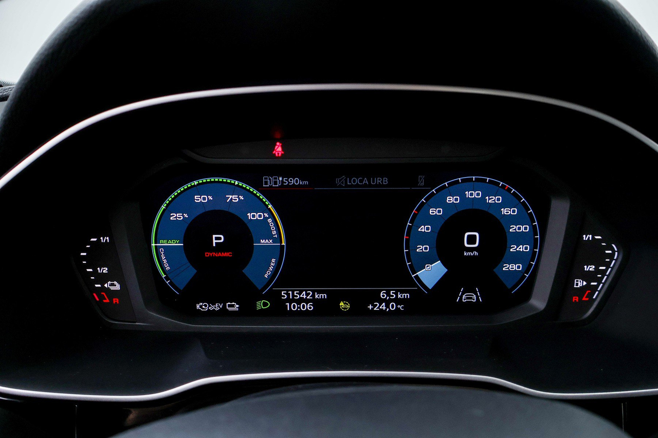 Audi Q3 — photo 13
